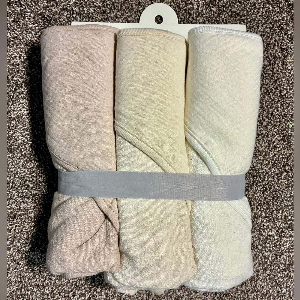 Cloud Island Muslin Hooded Towel Set
